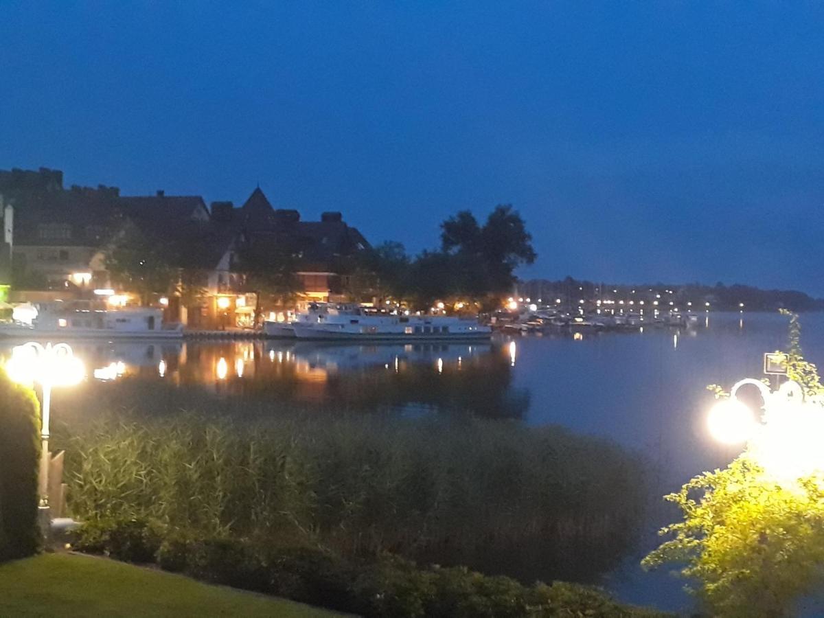 Villa Le Lux Mikołajki Eksteriør billede
